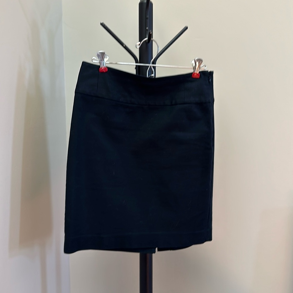 Banana Republic Factory black skirt